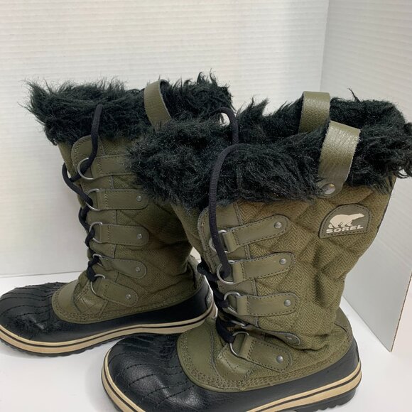 Sorel Women’s Green Leather & Rubber Boots – US Size 8, Fleece-Lined Warmth - Picture 4 of 12